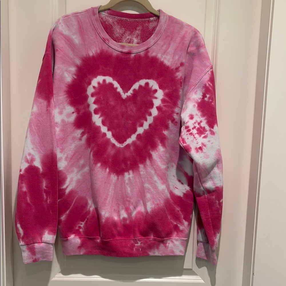 Urban Outfitters Pink and White Heart Tie-Dye Sweatshirt